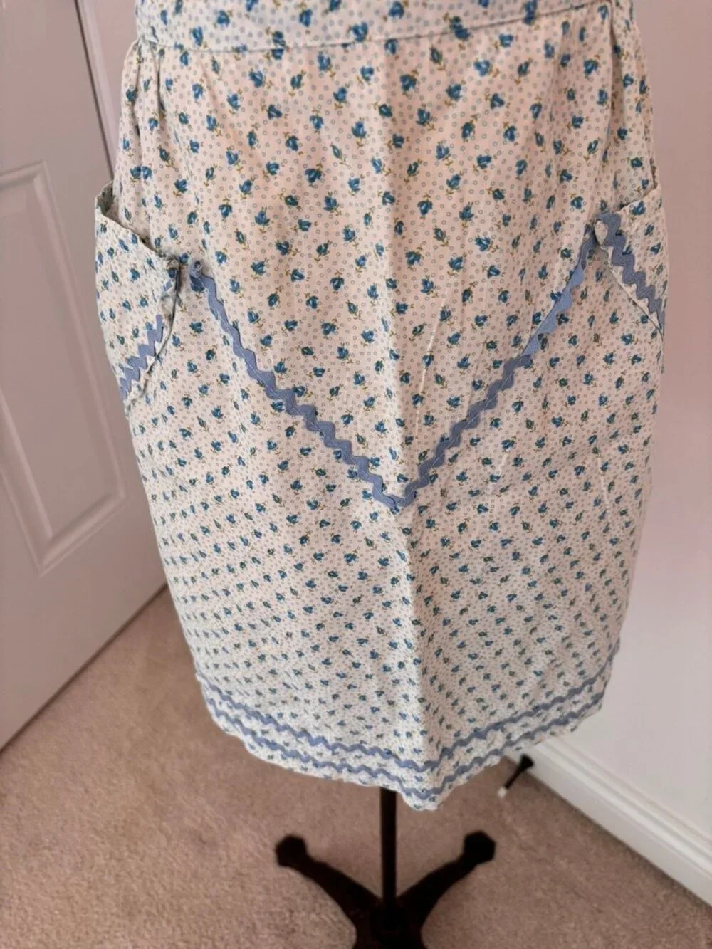 Vintage half apron white blue floral pattern and Rick Rack